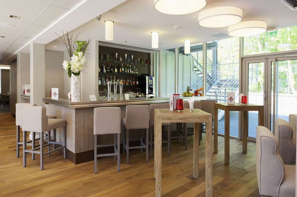 เบสต์ เวสเทิร์น พลัส ปารีส เมอดง เออร์มิทาฌ Hotel ร้านอาหาร รูปภาพ